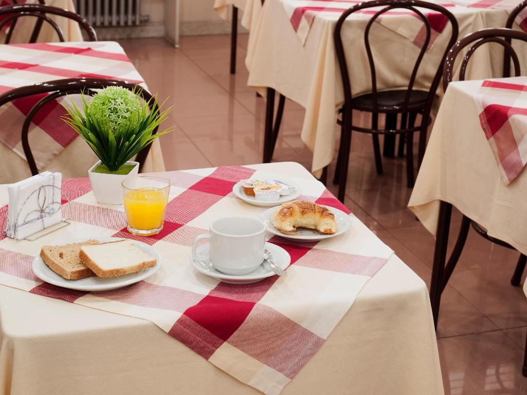 Alfa Hotel Buenos Aires Eksteriør billede