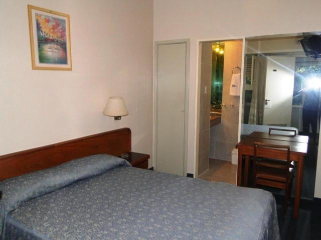 Alfa Hotel Buenos Aires Værelse billede