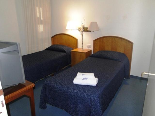 Alfa Hotel Buenos Aires Værelse billede
